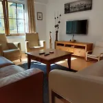 Διαμέρισμα Apartment Mathis & Mtb-Garage